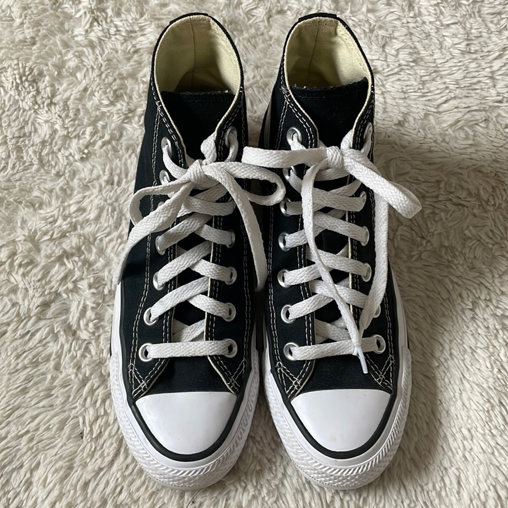 all star high top converse black/white price firm not accepting lower offers (: